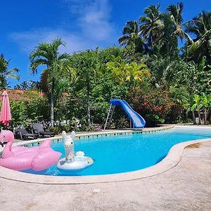 https://bungalow-los-corales.comcaribbean.com